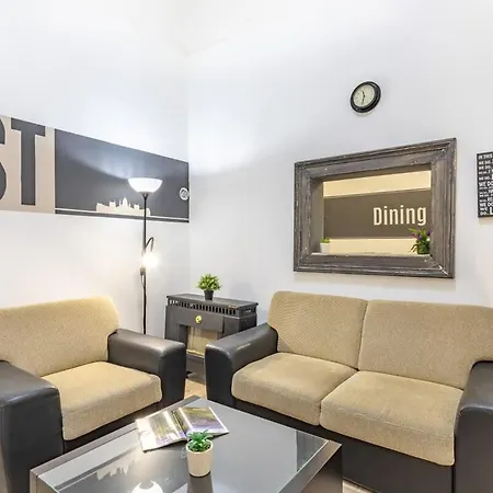 Rustic In The Downtown Apartment *